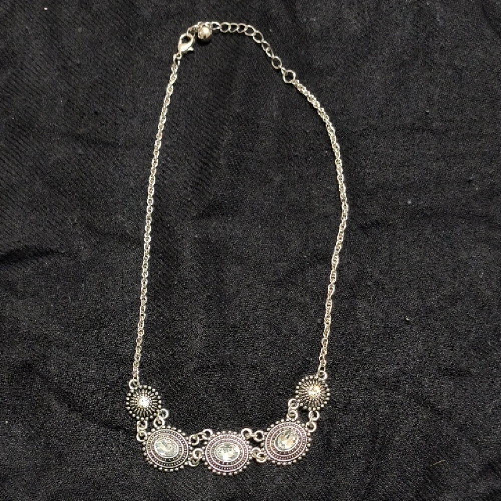Elegant Silver Necklace
